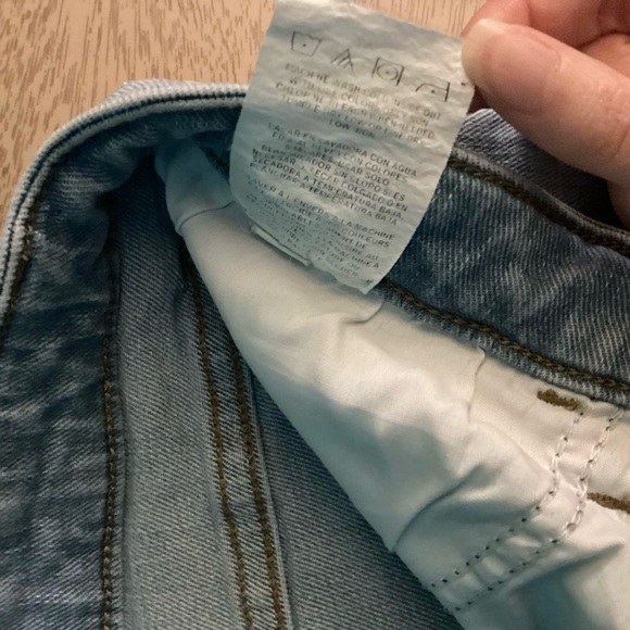 Lee Light Wash Denim Capris Size 18 - Picture 8 of 15